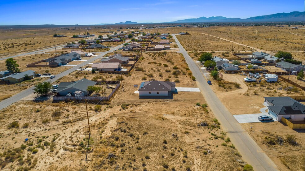 10582 Oleander Ave, California City, CA for sale - Building Photo - Image 3 of 7