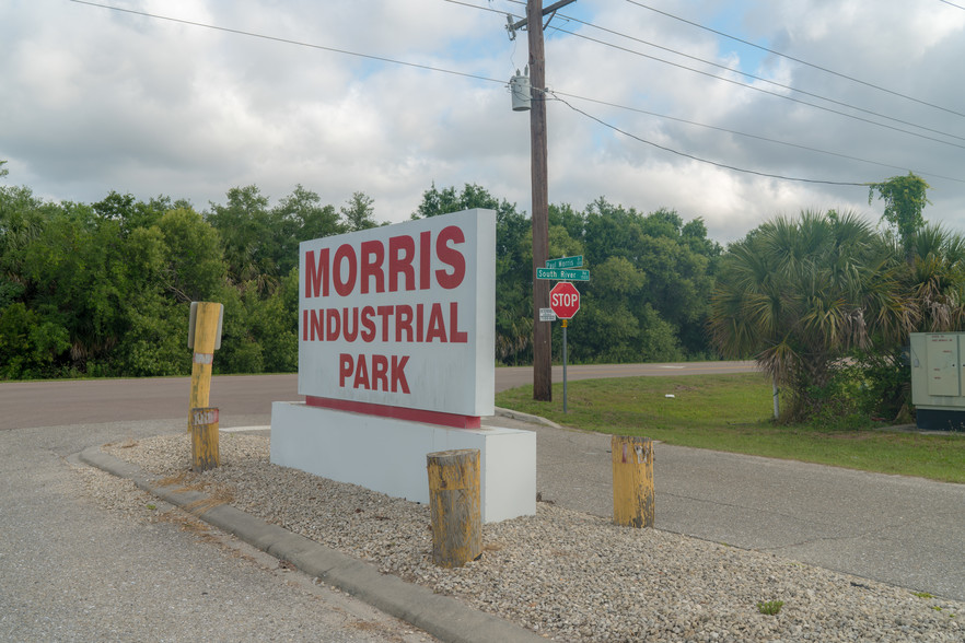 Morris Industrial Park, Englewood, FL for sale - Other - Image 1 of 13