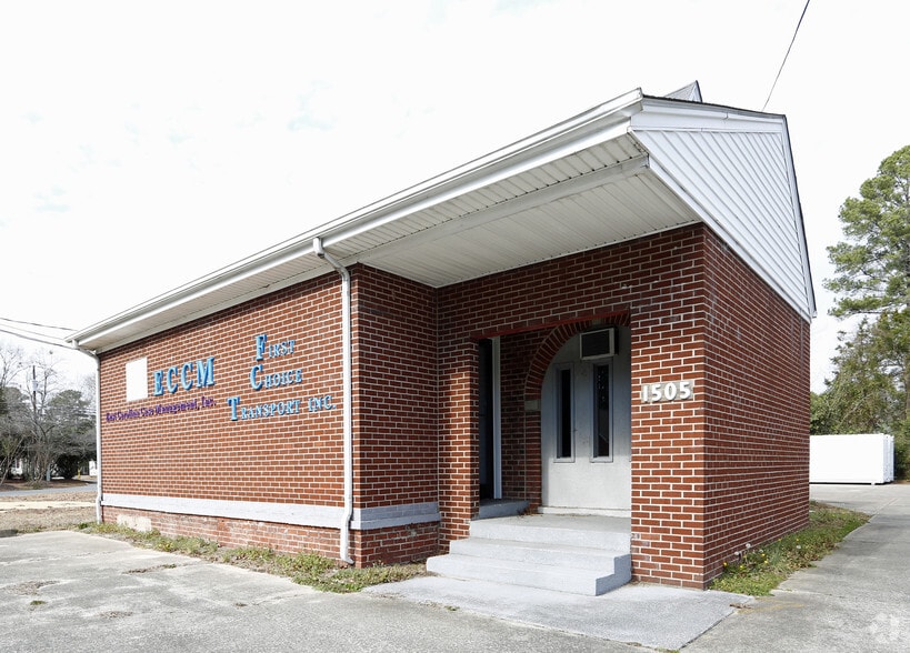 1505 E Ash St, Goldsboro, NC for sale - Building Photo - Image 2 of 6