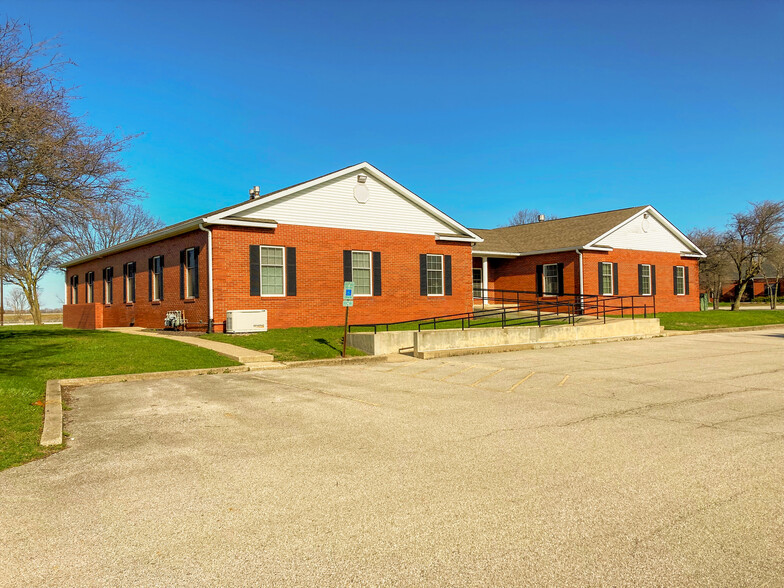 5221 S 6th St, Springfield, IL for lease - Building Photo - Image 1 of 1