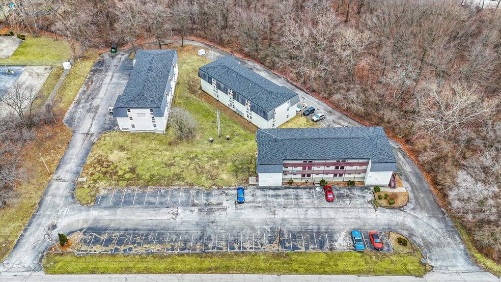 1740 S Fairview Ave, Decatur, IL for sale - Building Photo - Image 3 of 28