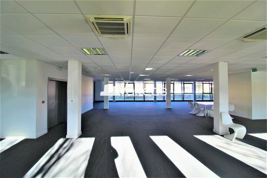 Office in Colomiers for lease - Interior Photo - Image 2 of 7
