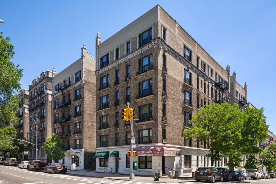 446-452 Fort Washington Ave, New York, NY for lease - Building Photo - Image 1 of 17