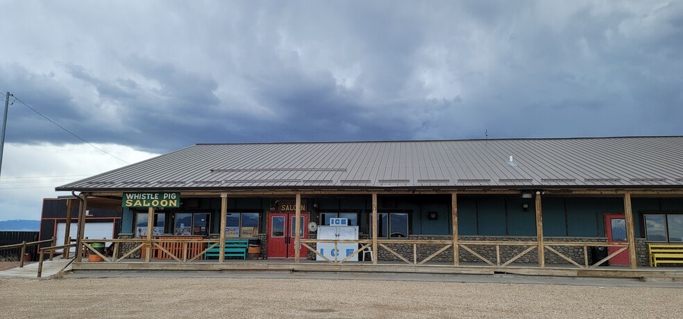 2000 Hwy 130, Saratoga, WY for sale - Building Photo - Image 2 of 19