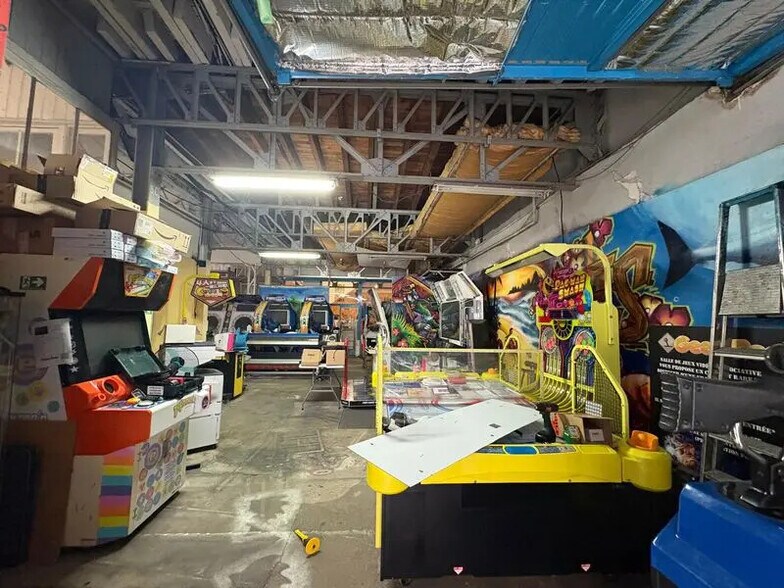 Flex in Asnières-sur-Seine for sale - Interior Photo - Image 2 of 7