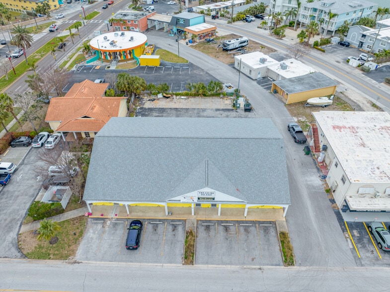 10625-10641 1st St E, Treasure Island, FL for sale - Building Photo - Image 1 of 8