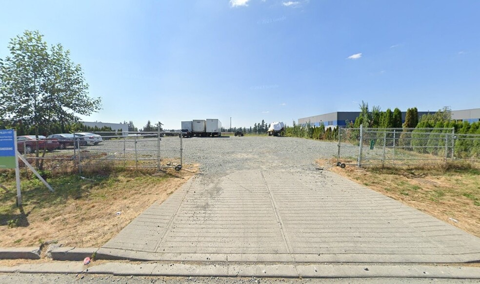 1735 Foy St, Abbotsford, BC for sale - Building Photo - Image 2 of 5