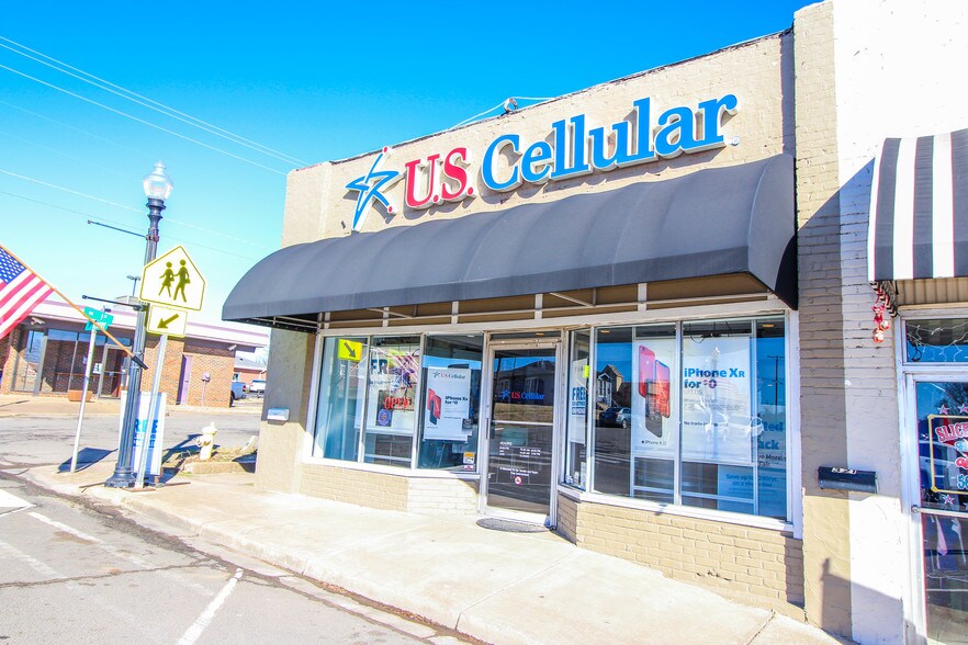 323 W Gentry Ave, Checotah, OK 74426