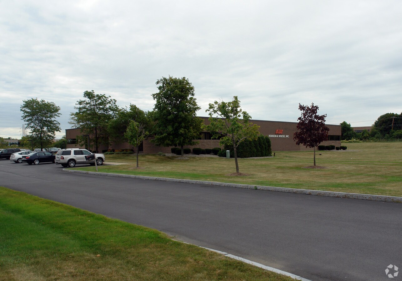 5824 Widewaters Pky, East Syracuse, NY 13057 Office for Sale