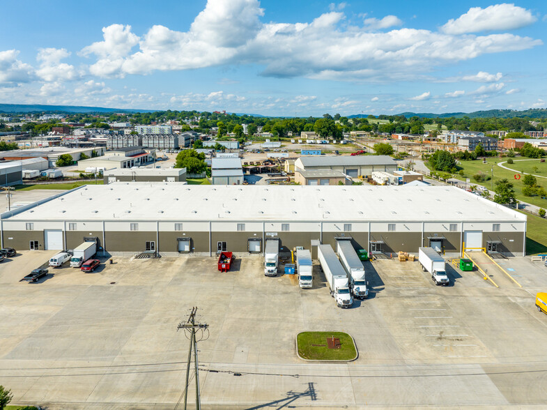 1859 E Polk St, Chattanooga, TN for lease - Building Photo - Image 1 of 16