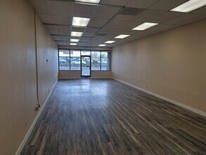 16922 Main St, Hesperia, CA for lease Interior Photo- Image 1 of 8