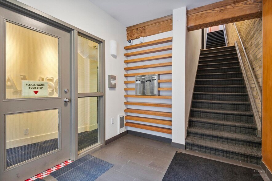 282 Richmond St E, Toronto, ON for sale - Interior Photo - Image 2 of 14