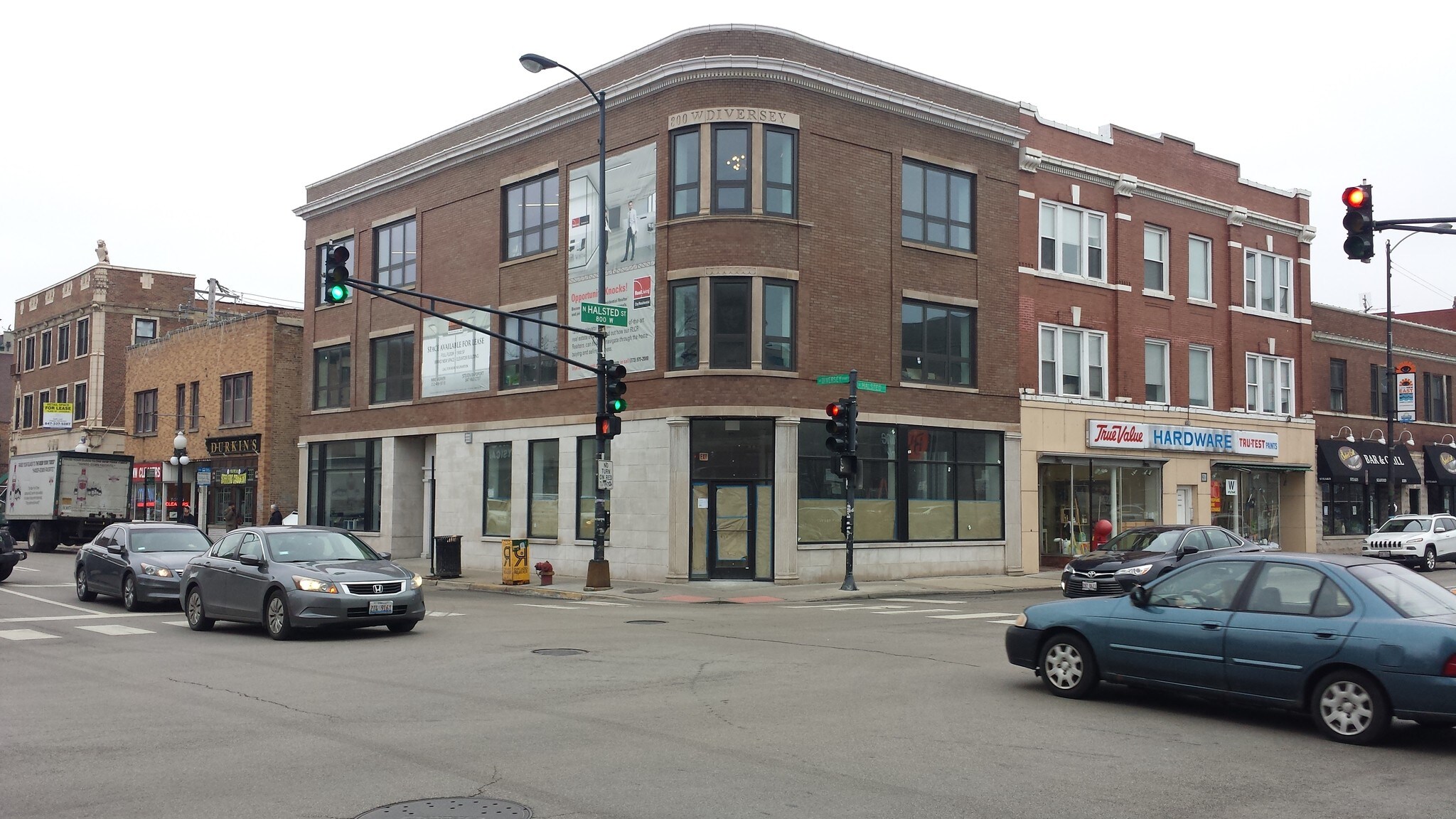 800 W Diversey Pkwy, Chicago, IL for sale Primary Photo- Image 1 of 1