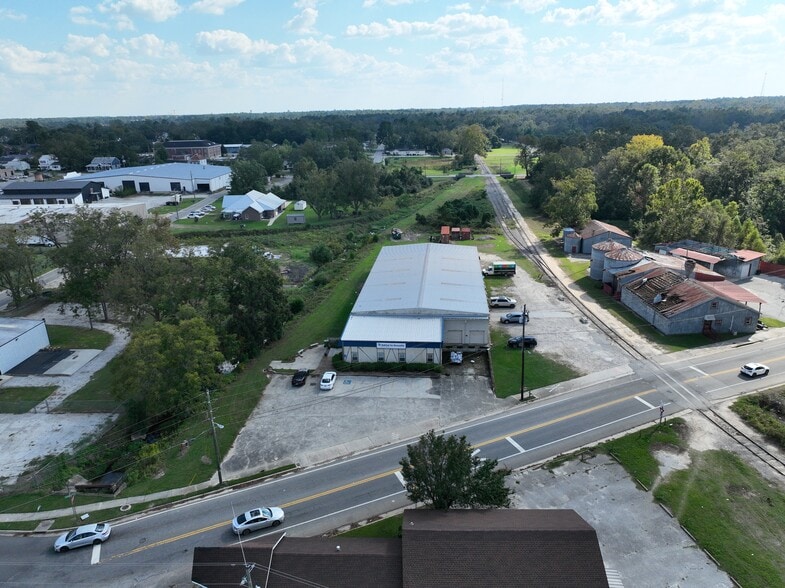 201 Johnson St, Statesboro, GA for lease - Building Photo - Image 1 of 9