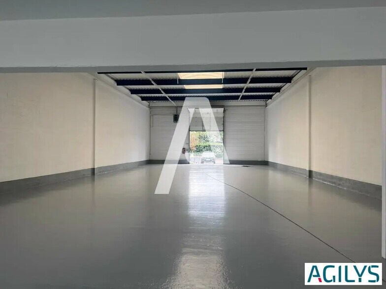 Flex in Bonneuil-sur-Marne for lease - Interior Photo - Image 3 of 6