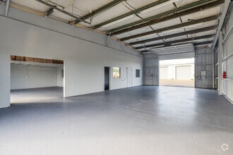7715-7723 Ellis Rd, West Melbourne, FL for lease Interior Photo- Image 2 of 4