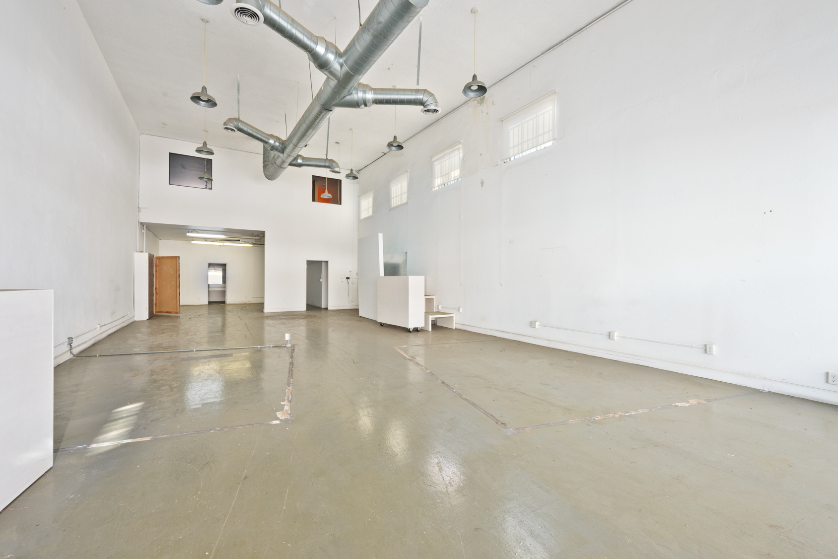 1636-1644 Wilcox Ave, Hollywood, CA for lease Interior Photo- Image 1 of 2