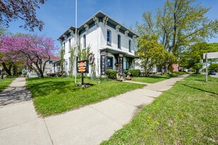 3,200 SF Residential/Commercial Historic Home - Retail Space