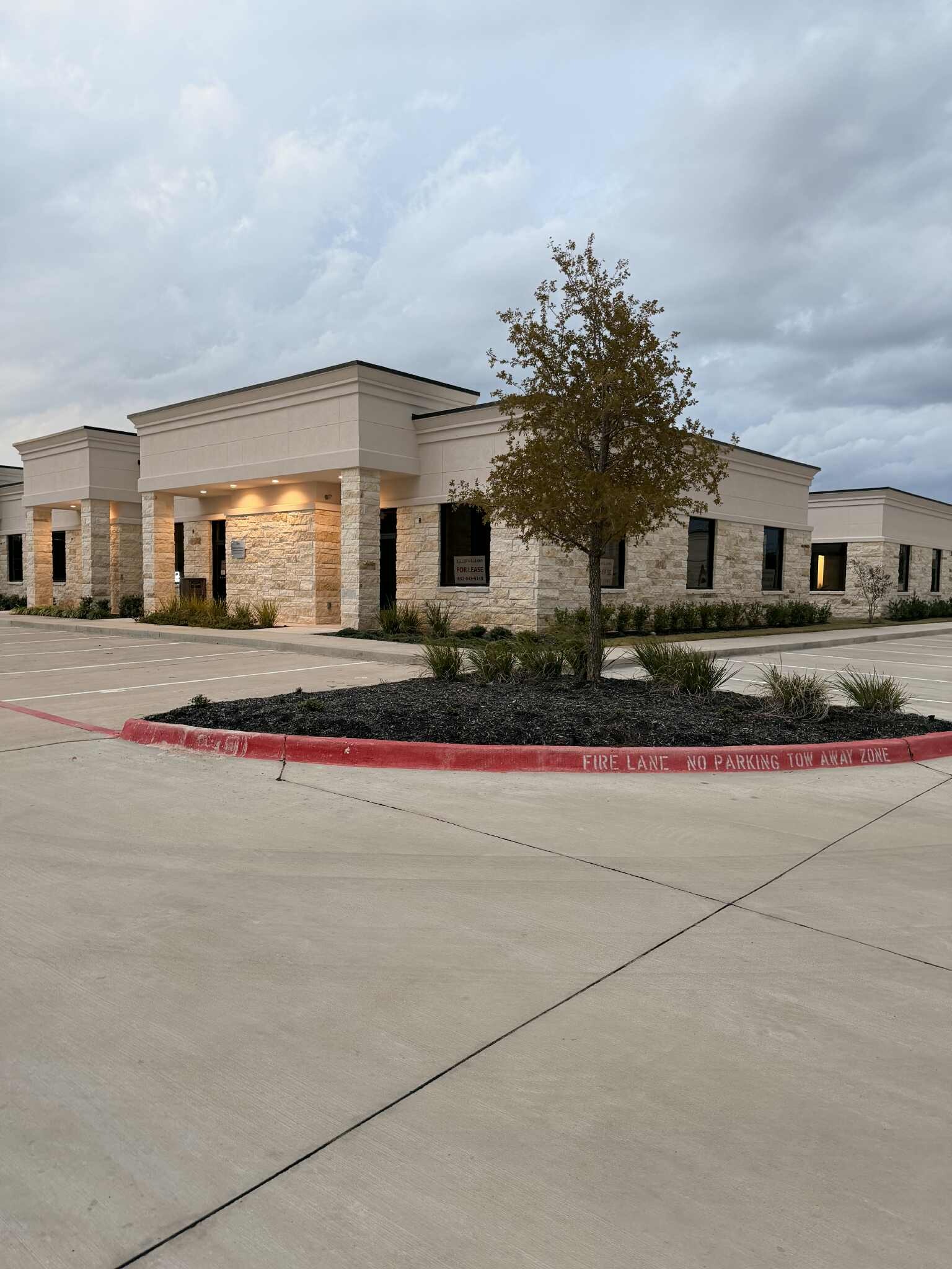 28111 S Firethorne Rd, Katy, TX for lease Building Photo- Image 1 of 12
