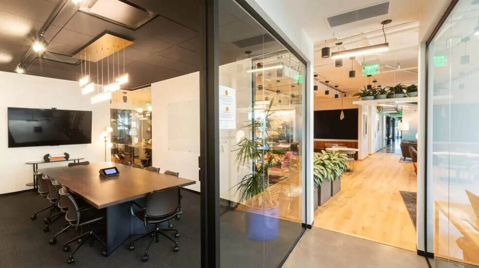 2311 Wilson Blvd, Arlington, VA for lease - Interior Photo - Image 2 of 10