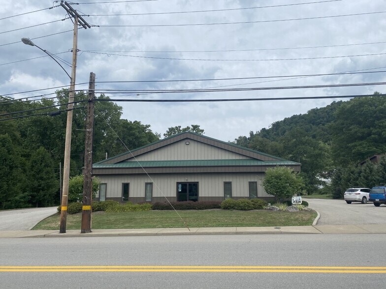 2208 Warwood Ave, Wheeling, WV 26003