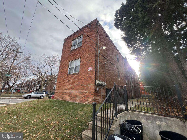 344 Van Kirk St, Philadelphia, PA for sale - Building Photo - Image 2 of 8
