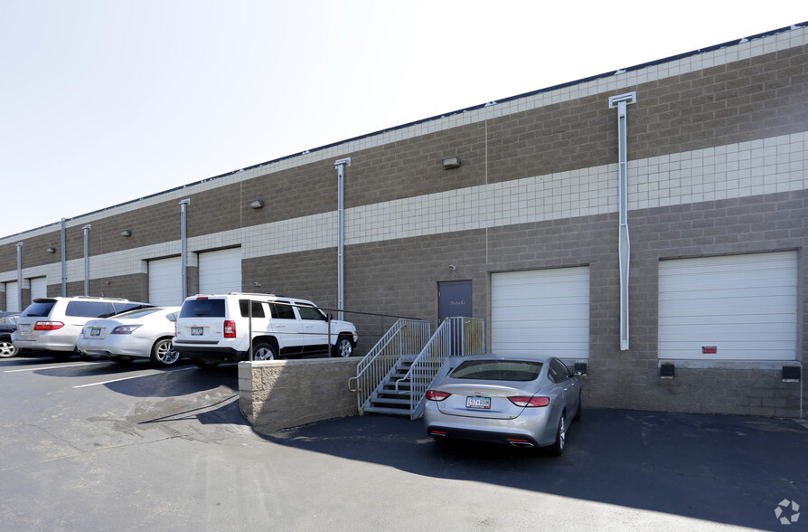 11110 Industrial Cir, Elk River, MN for lease - Building Photo - Image 2 of 5