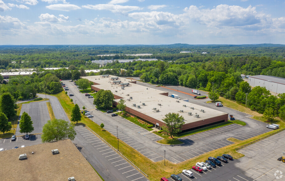 400 Research Dr, Wilmington, MA for lease - Primary Photo - Image 1 of 1