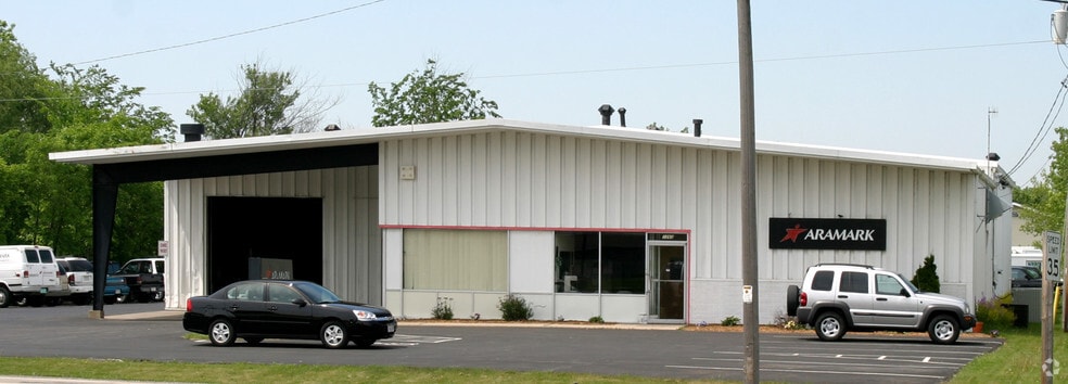 1360 S Appleton Rd, Menasha, WI for sale - Building Photo - Image 1 of 2
