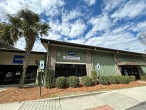 547 Long Point Rd, Mount Pleasant, SC for lease Interior Photo- Image 1 of 9