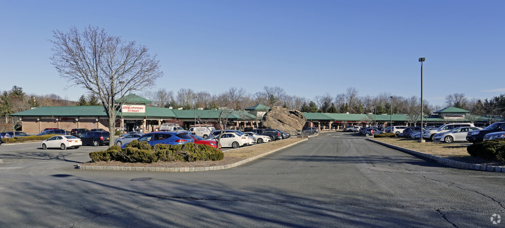 1-30 Route 59, Suffern, NY for lease - Primary Photo - Image 1 of 9