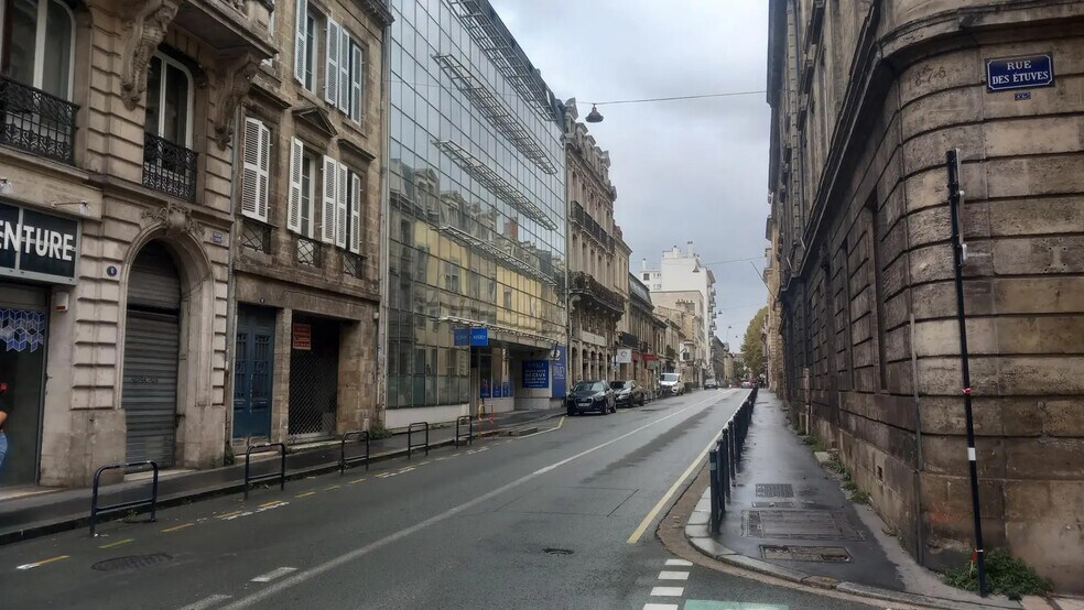 Retail in Bordeaux for sale - Building Photo - Image 1 of 13