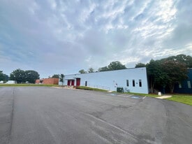 705 Baker Ct, High Point NC - Warehouse