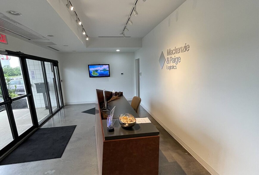 7900 Tanners Gate Ln, Florence, KY for lease - Building Photo - Image 3 of 58