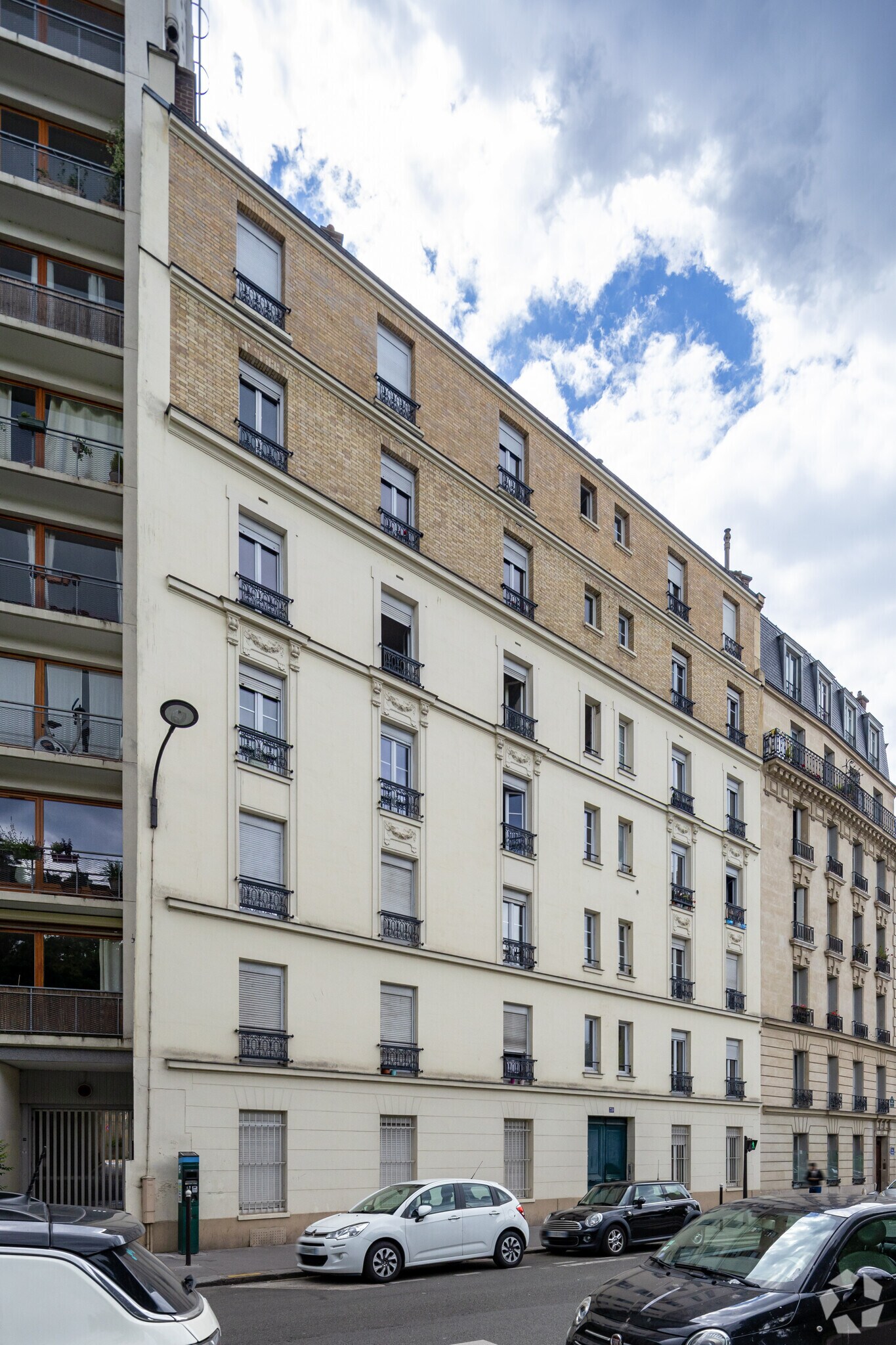 Rue Navier, Paris for lease Primary Photo- Image 1 of 2