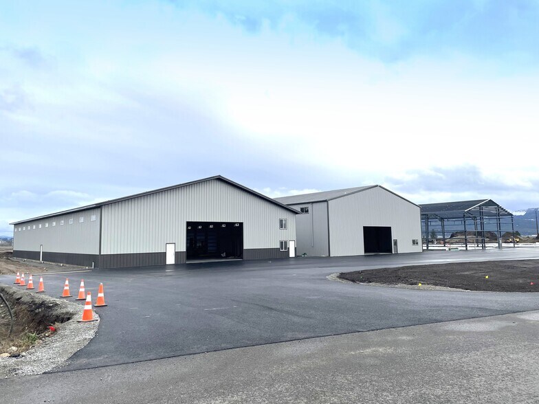 7740 N Corn Maze Way, Hauser, ID for sale - Primary Photo - Image 1 of 1