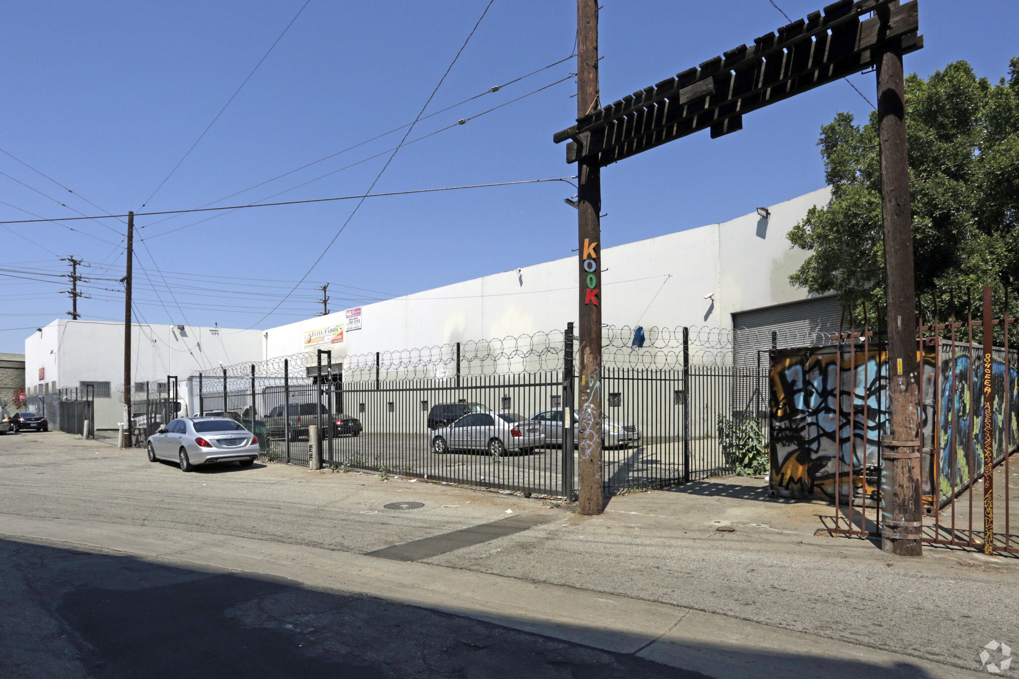 2200 E 11th St, Los Angeles, CA for sale Building Photo- Image 1 of 1