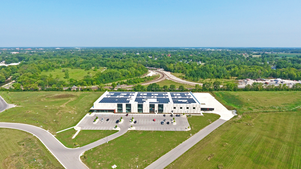 2200 E Bunch Blvd, Muncie, IN for lease - Aerial - Image 3 of 24