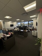 60 Cutter Mill Rd, Great Neck, NY for lease Interior Photo- Image 2 of 8