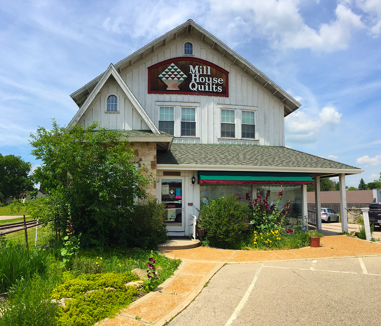 100 Baker St, Waunakee, WI for sale Building Photo- Image 1 of 1