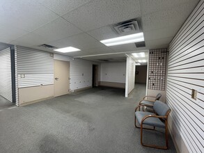 2316-2324 Kimarra Pl, Lincoln, NE for lease Building Photo- Image 2 of 12