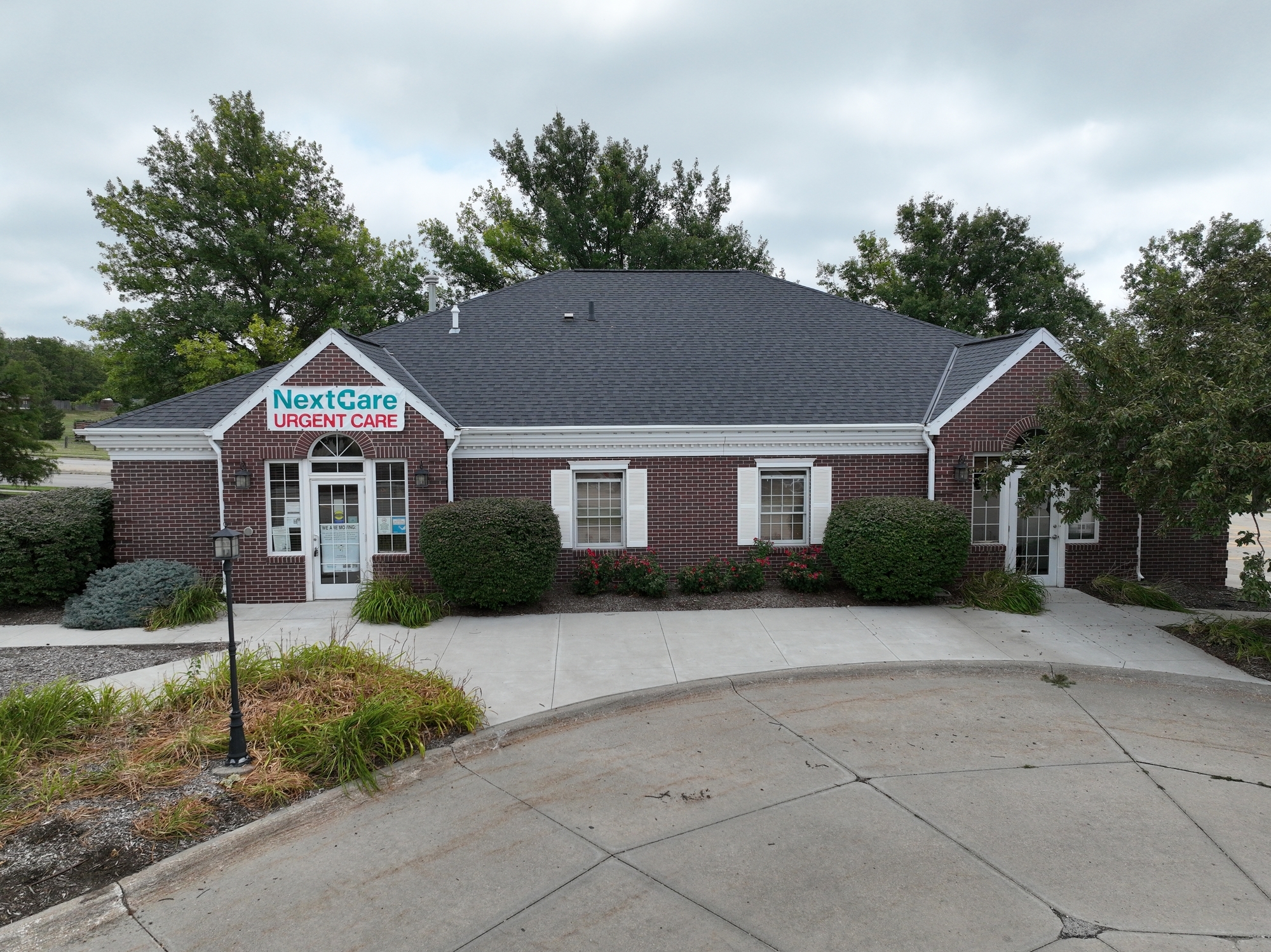 3910 Village Dr, Lincoln, NE for lease Primary Photo- Image 1 of 11