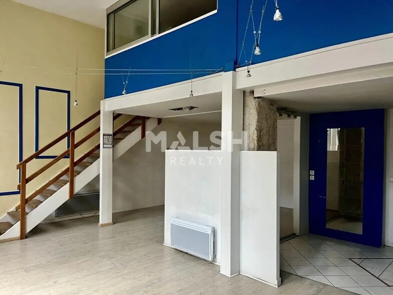 Retail in Lyon for lease - Interior Photo - Image 2 of 5