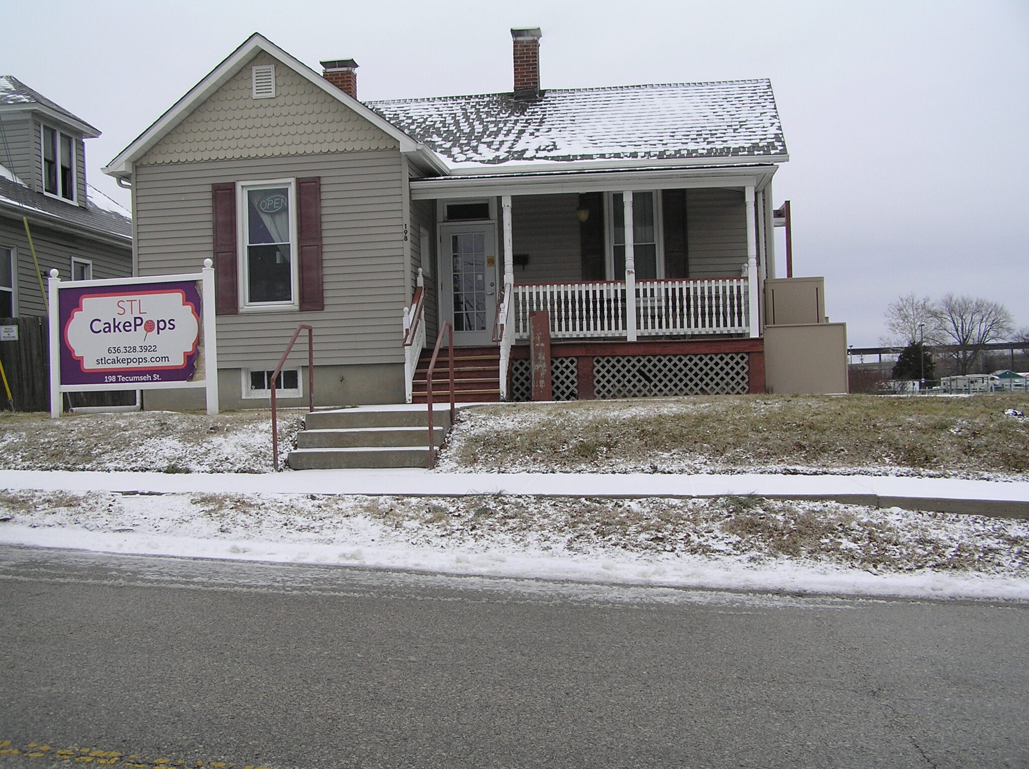 198 Tecumseh St, Saint Charles, MO for sale Primary Photo- Image 1 of 1