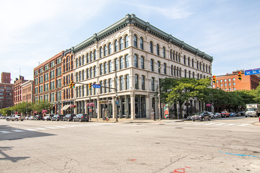 700 W St Clair Ave, Cleveland, OH for lease - Building Photo - Image 1 of 14