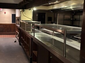 520 Harvey Rd, College Station, TX for lease Interior Photo- Image 1 of 9