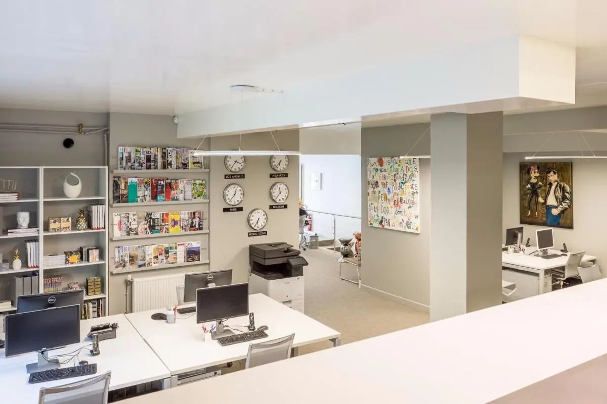 Office in Paris for sale Interior Photo- Image 1 of 12