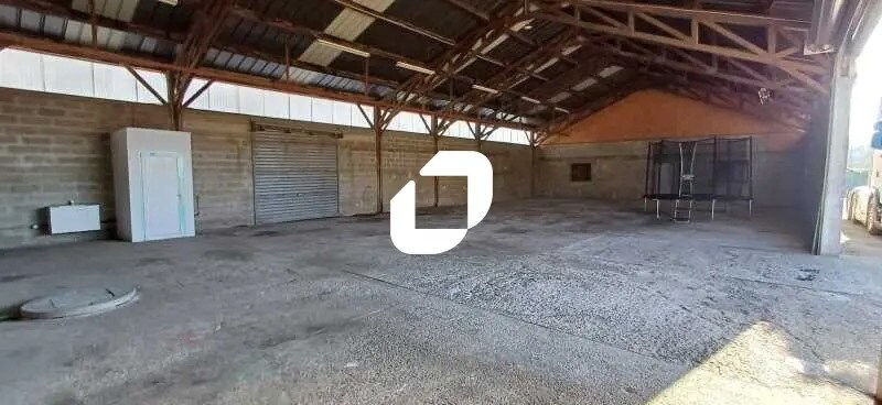 Office in Porcheville for lease - Building Photo - Image 2 of 20