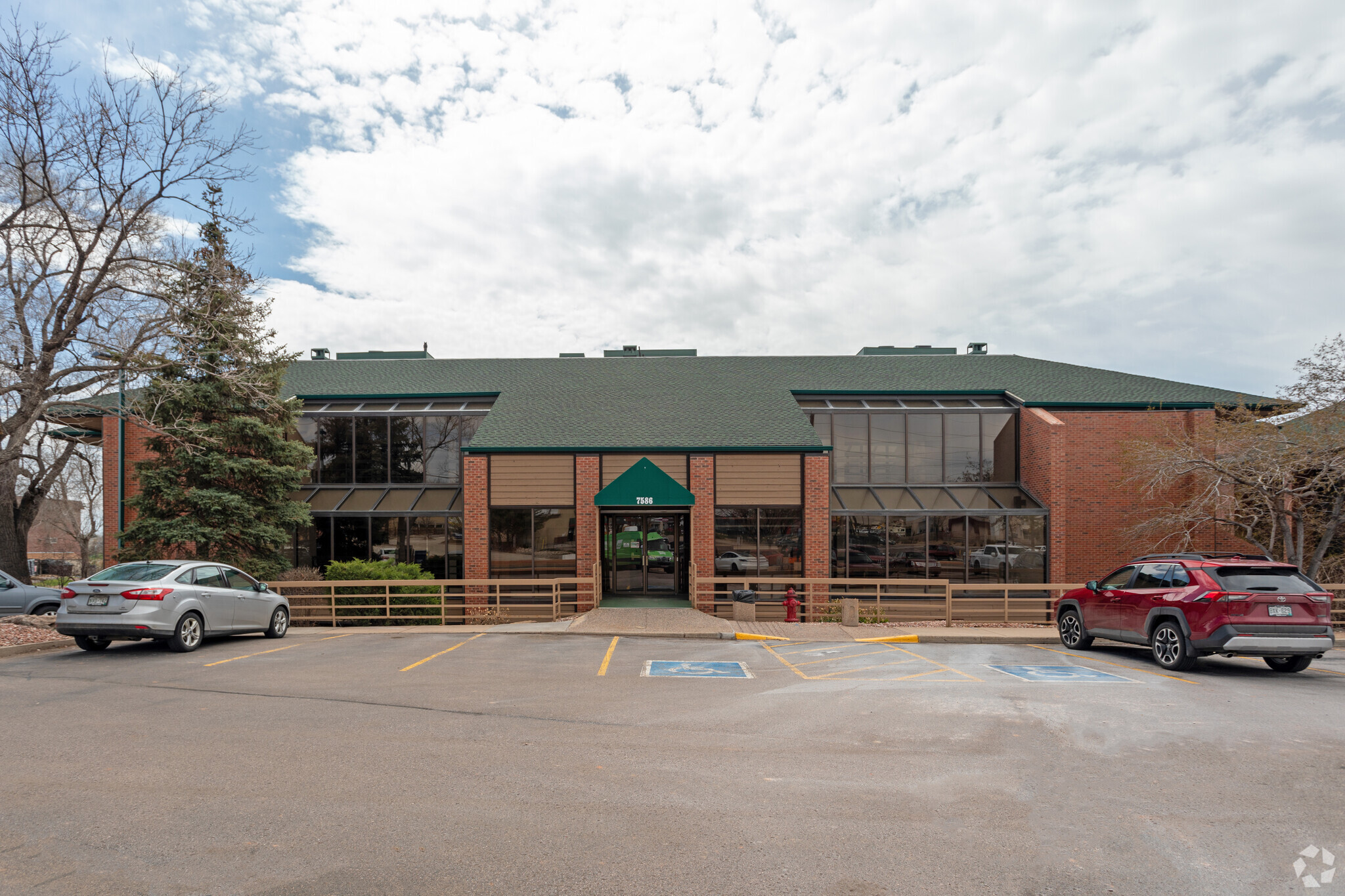 7586 W Jewell Ave, Lakewood, CO for sale Building Photo- Image 1 of 9