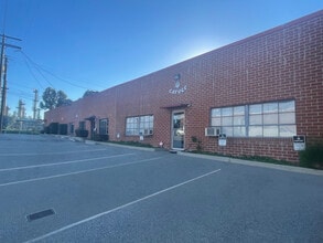 107-111 Sierra St, El Segundo, CA for lease Interior Photo- Image 2 of 8